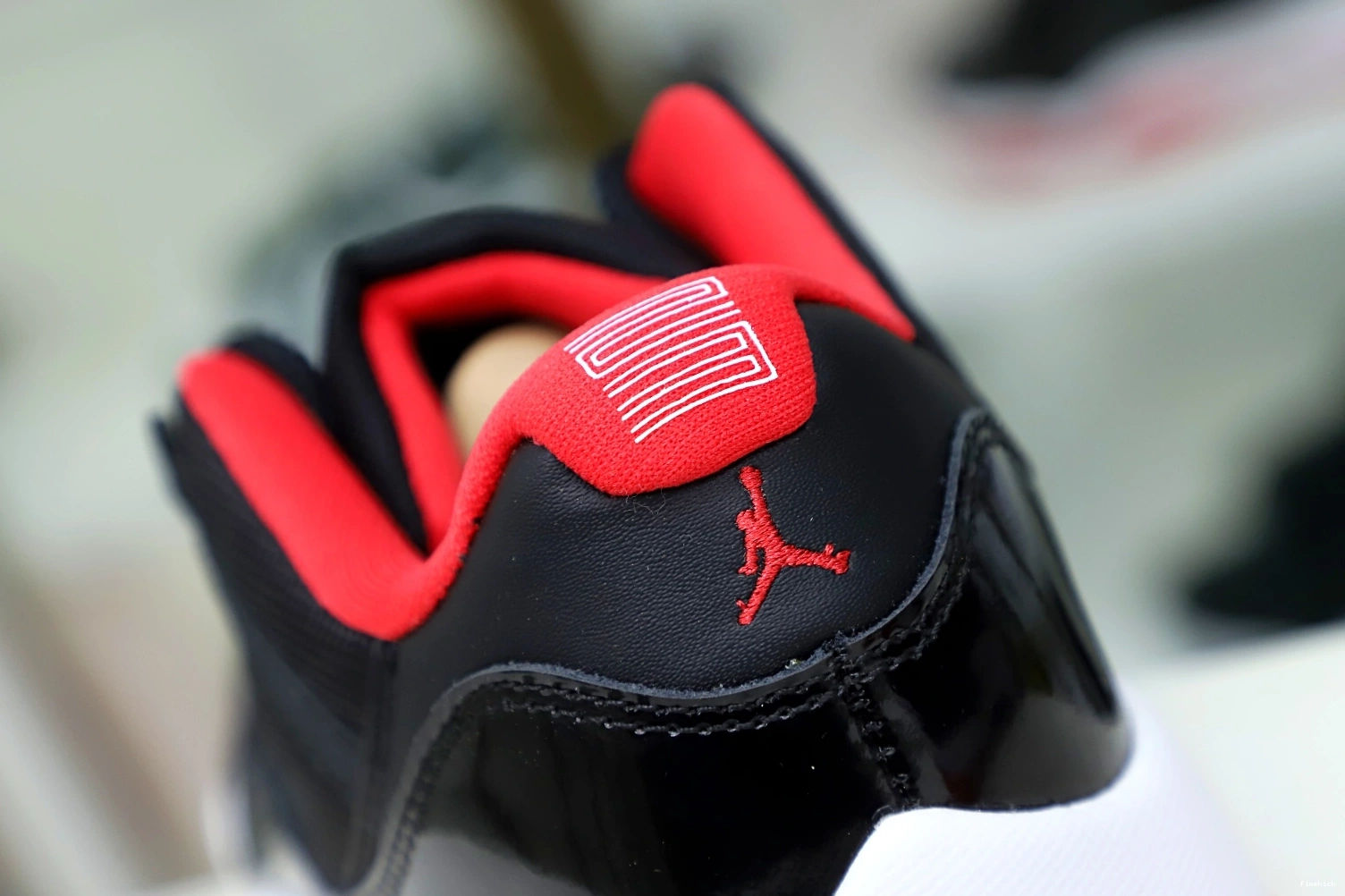RETRO JORDAN 11 AIR BRED LOW 0713